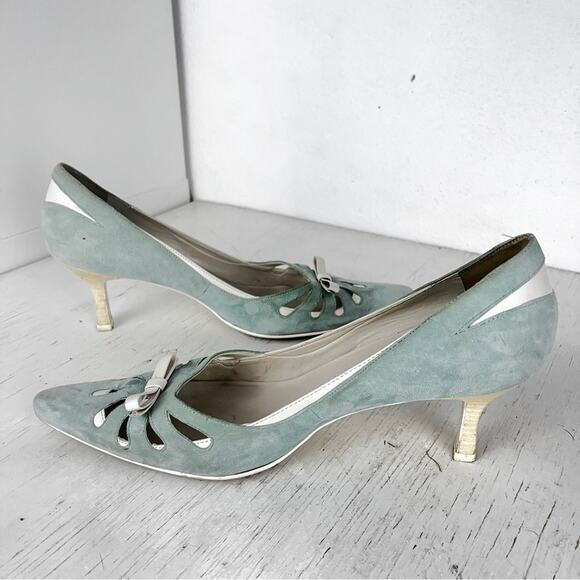 Gianni Bini Adrianne seafoam white pointed toe suede heels size 8 - Picture 3 of 14